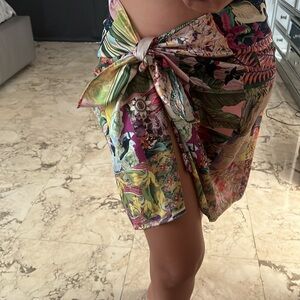 Brand new with tags Onda de Mar pareo